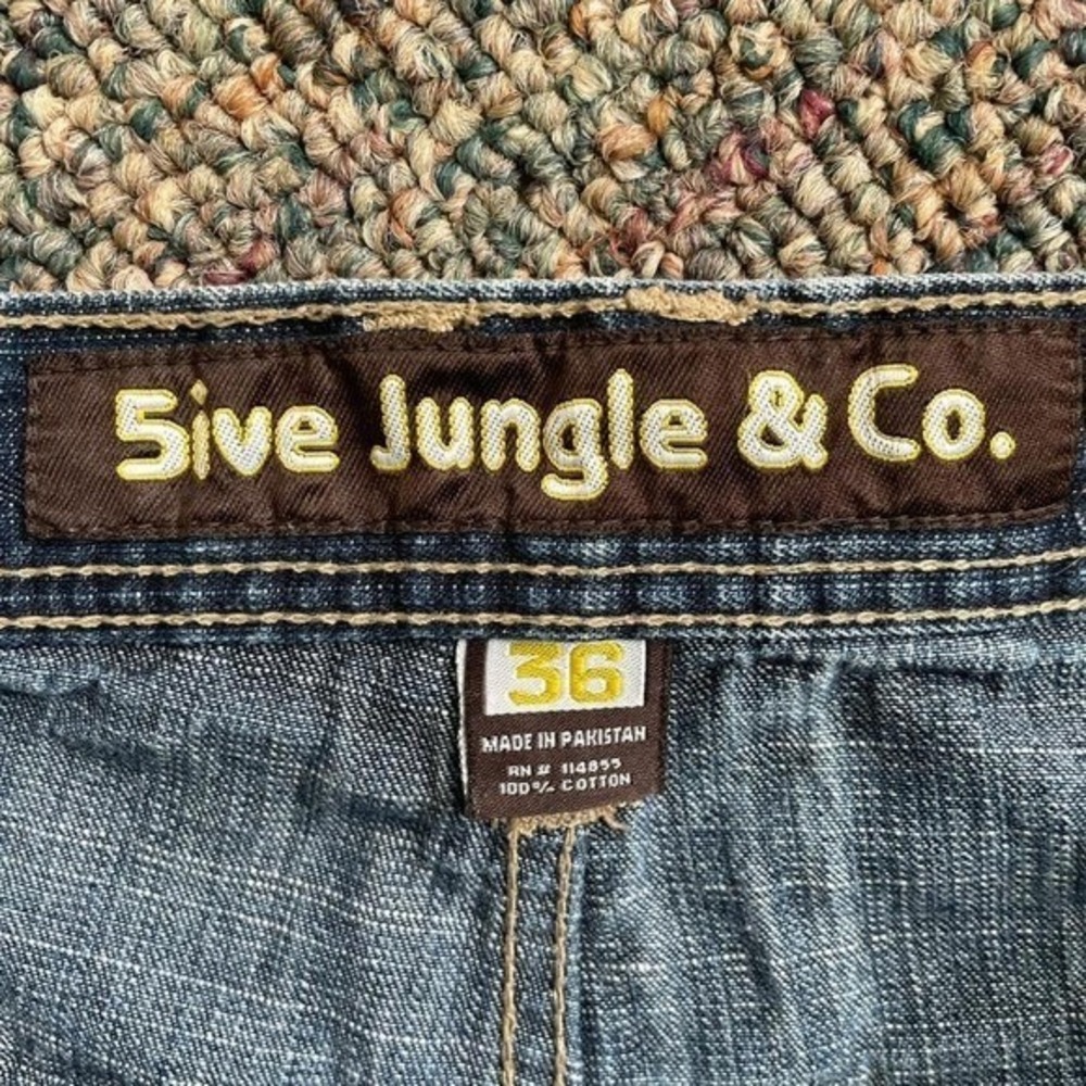 5ive Jungle‎ & Co Mens 36 Blue Denim Shorts Gold Paisley Embroidered Baggy Y2K - Picture 3 of 4